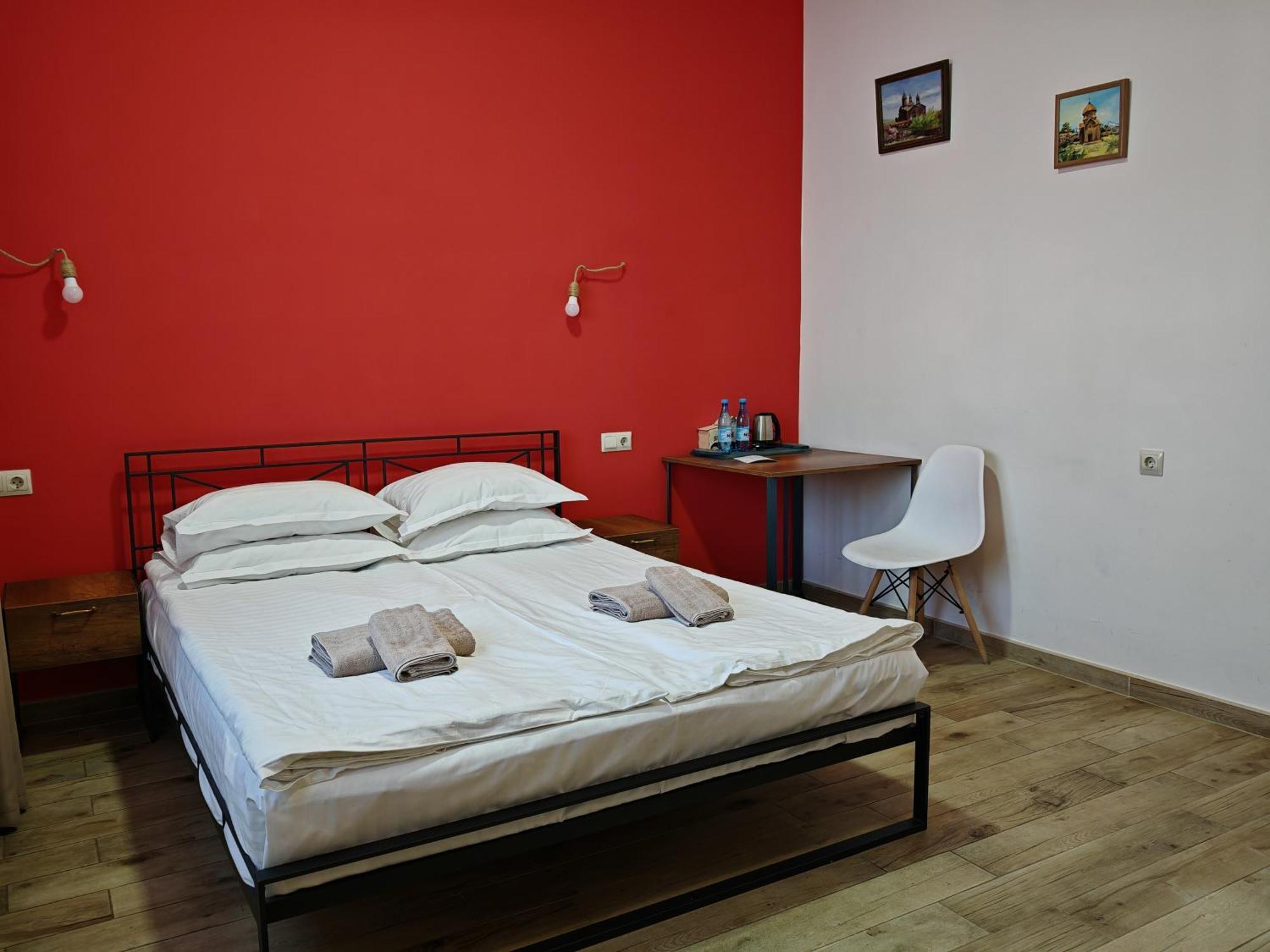 Blur Inn Gallery Erévan Extérieur photo