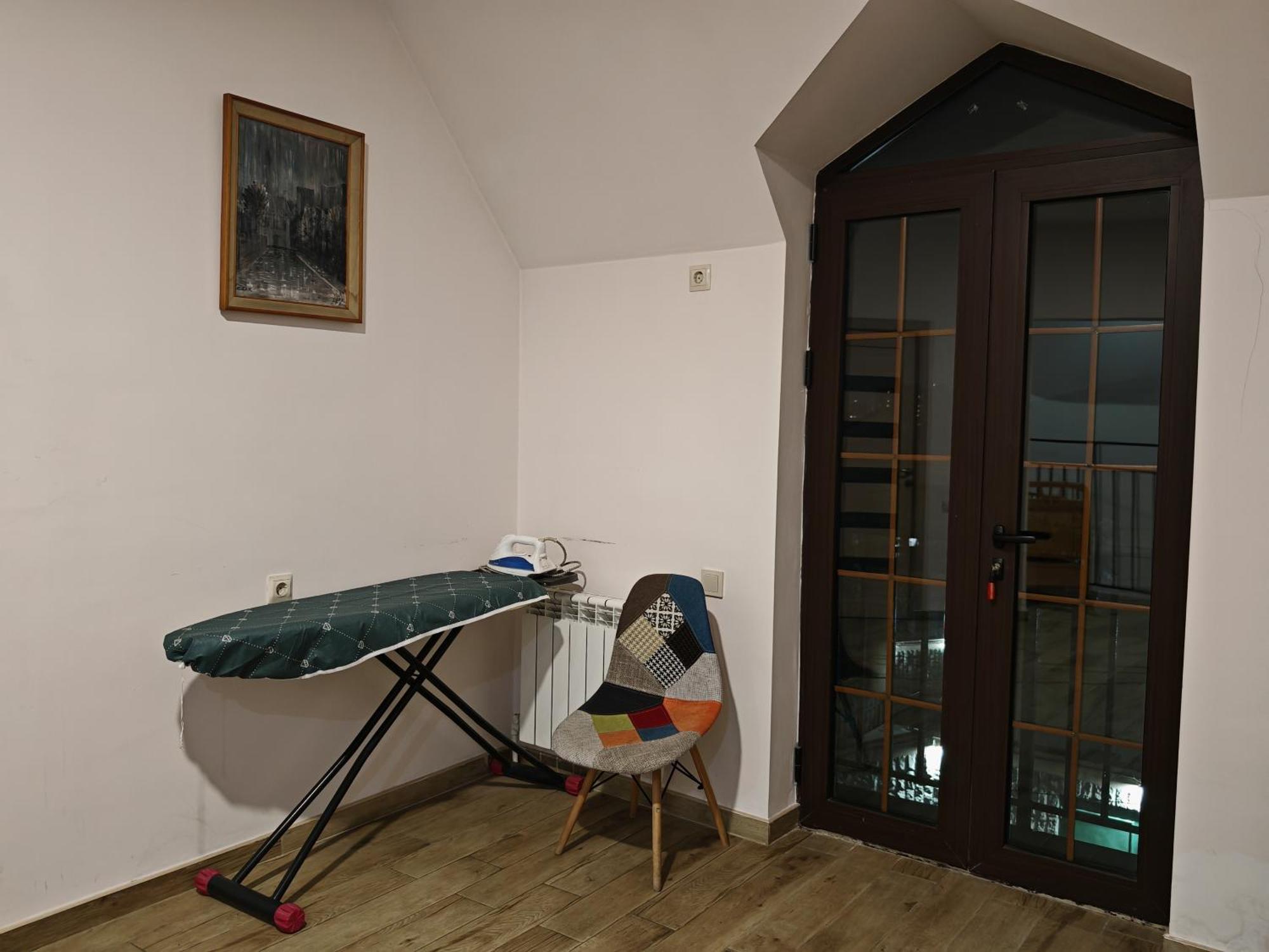Blur Inn Gallery Erévan Extérieur photo